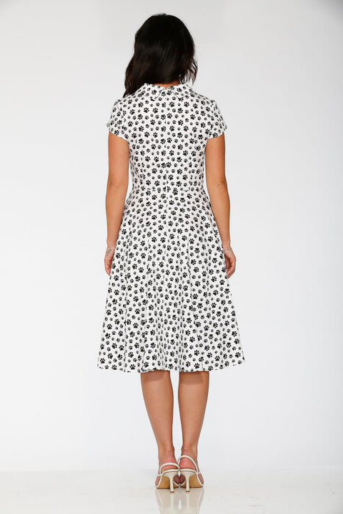 Katttass-swingklänning i vitt-6