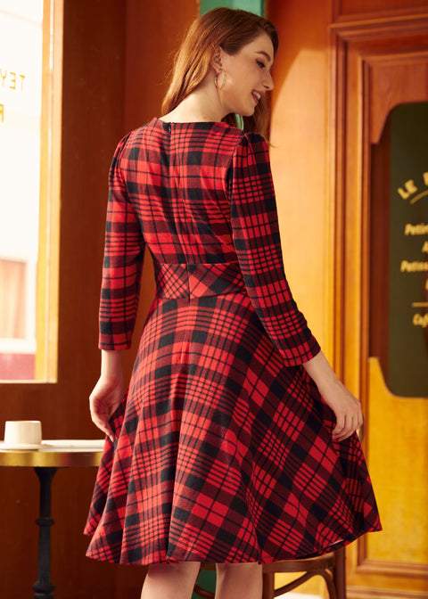 Allt om Doodlebug Fit&Flare-klänningen-2