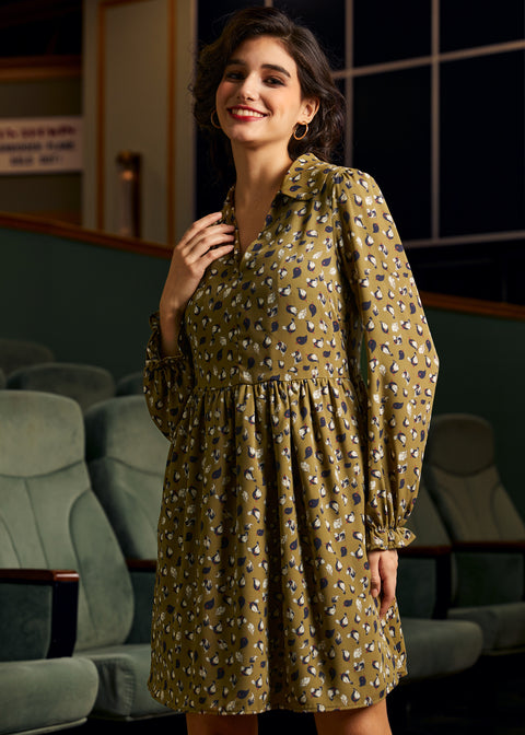 A-linjeformad klänning med en resa nerför Memory Lane-1