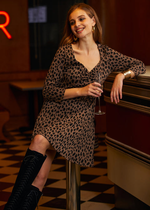 Leopardfärgad Hi-Low-klänning med kejsarinna-3