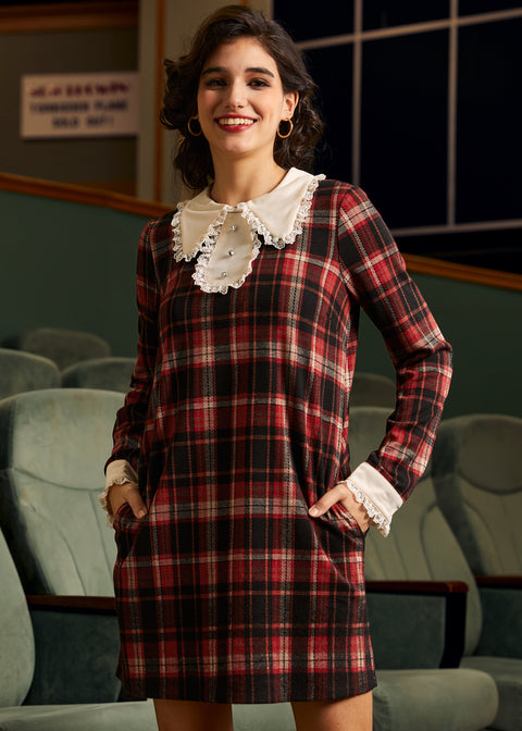 Spetsad lövklänning med shiftmönster-2