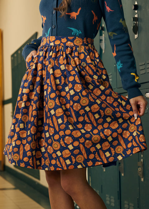 Kjolen med fickan full av roliga saker-1