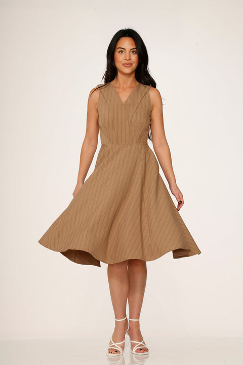 Kamelfärgad swingklänning-4