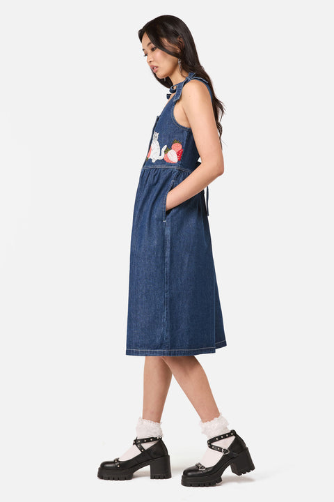 Broderad Pinafore med jordgubbskatt-3