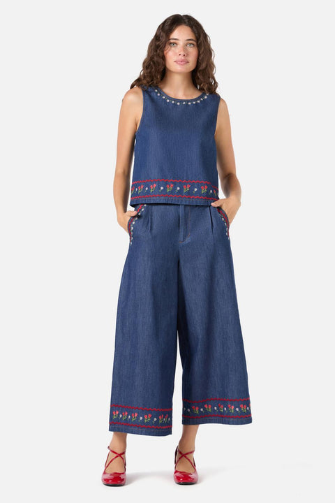 Ängsbroderad topp-2